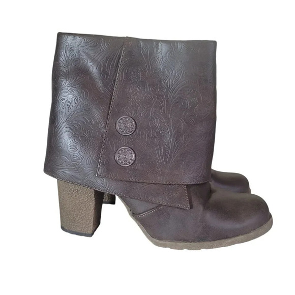 Mukluks Chris Tooled Fold Over Heeled Boots Women's Size 8 Brown Boho Western - Picture 1 of 10
